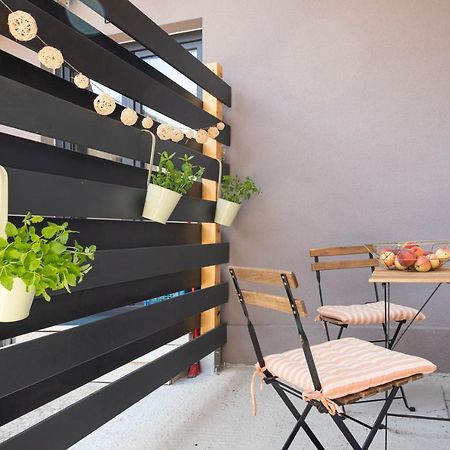 Studio Apartment Les - 4 Min Walk From Amphiteatre Pula Exterior photo